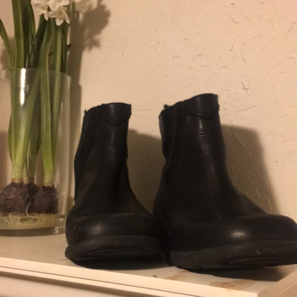 Ankle boots